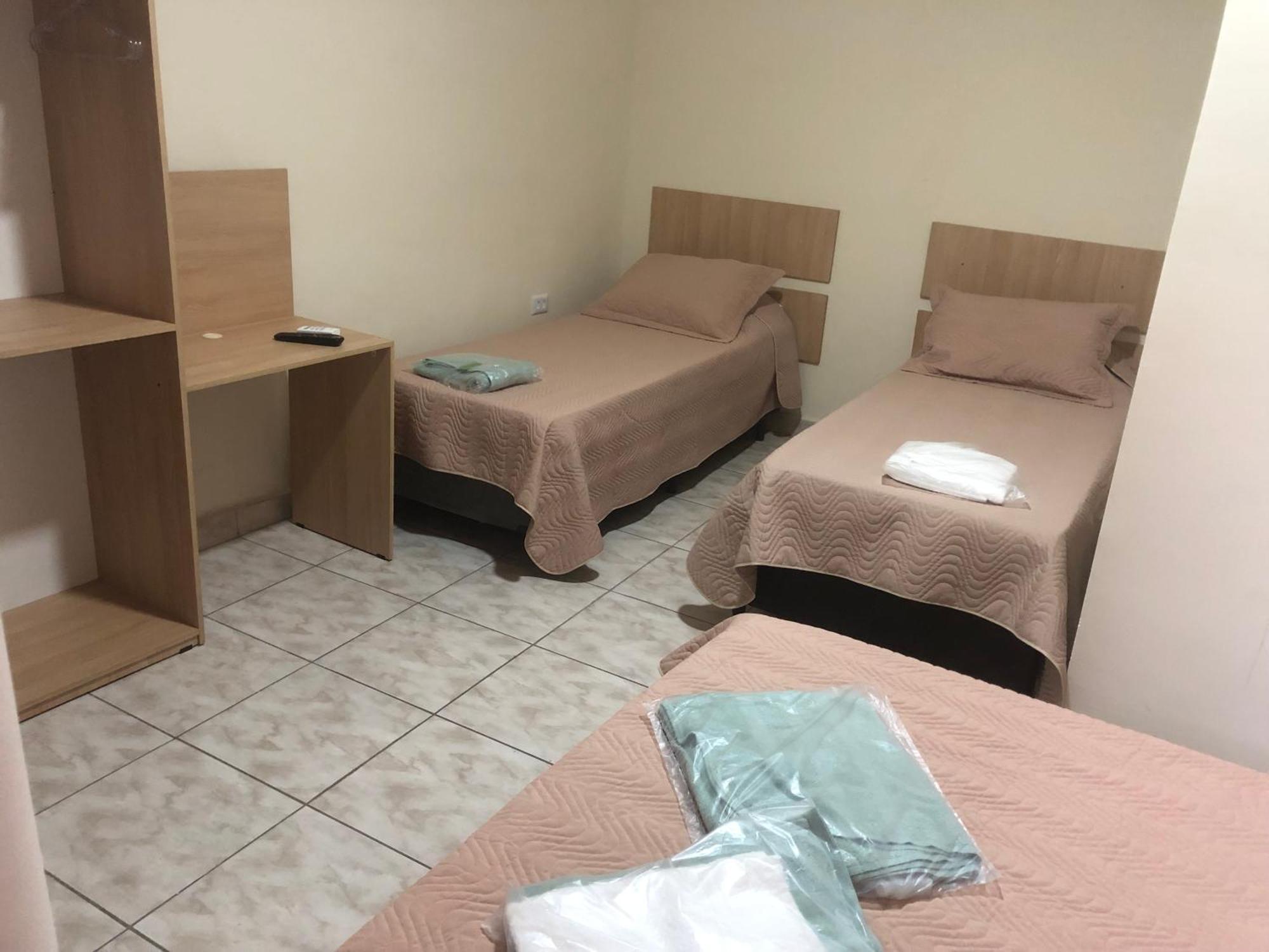 Attriun Hotel Гуарульюс Экстерьер фото