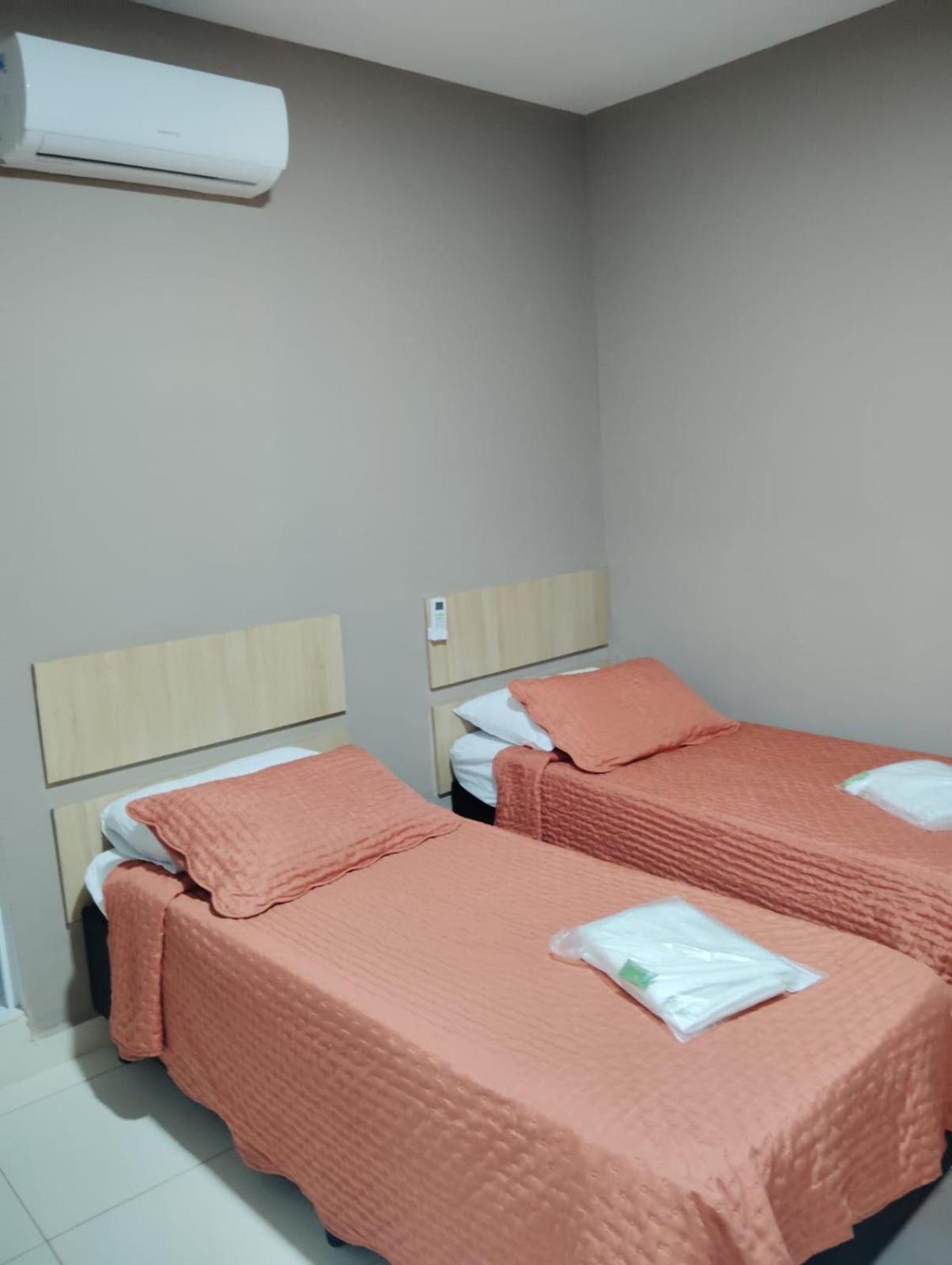 Attriun Hotel Гуарульюс Экстерьер фото